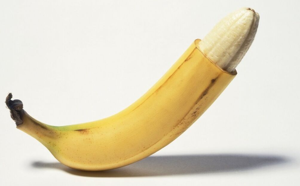 banana mimics cock and zoom